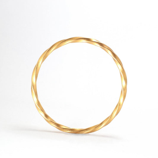 Heavy Twisted 22ct Gold Bangle