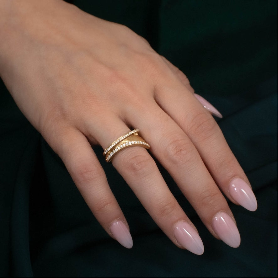 Single Diamond Arc Ring